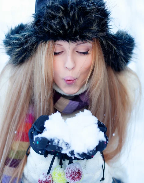 Inverno ragazza — Foto Stock