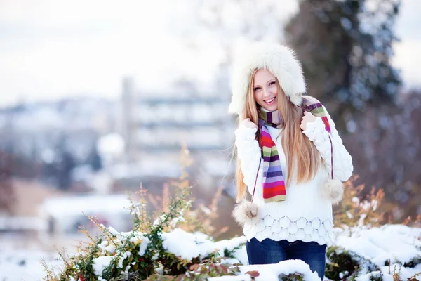 Winter girl — Stock Photo, Image