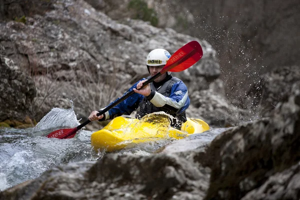 Yalta Ucrânia Março Piloto Caiaque Desconhecido Treinamento Kayakers Rússia Rio — Fotografia de Stock