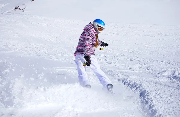 Kızın snowboard — Stok fotoğraf