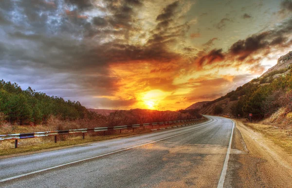 Estrada para o pôr do sol — Fotografia de Stock