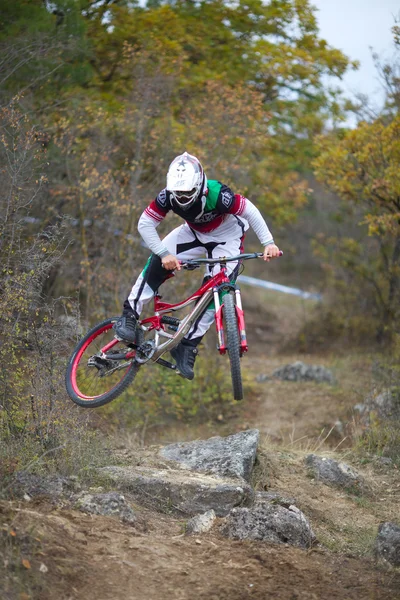 Downhill rider — Stock Photo, Image