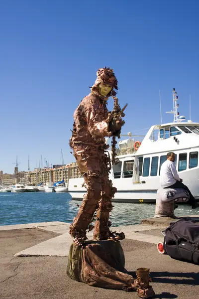 Street showman in Marseille — Stock Photo, Image