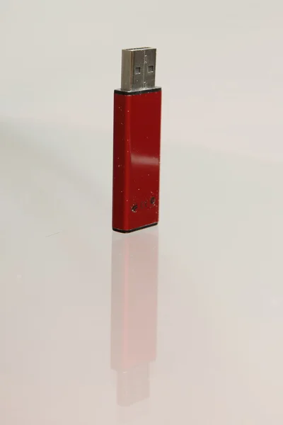 Almacenamiento de unidad USB rojo —  Fotos de Stock