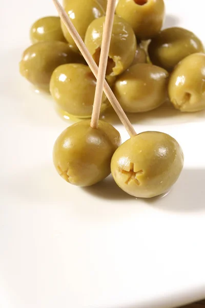 Many green olives — Stock Photo, Image