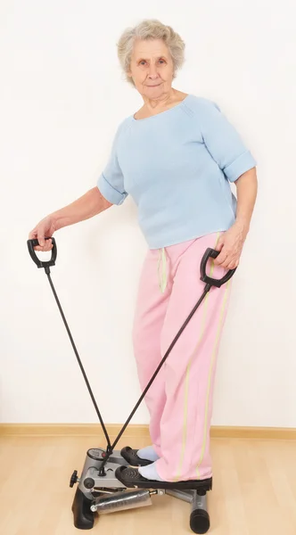 Granny do morning exercise — Stock Photo, Image