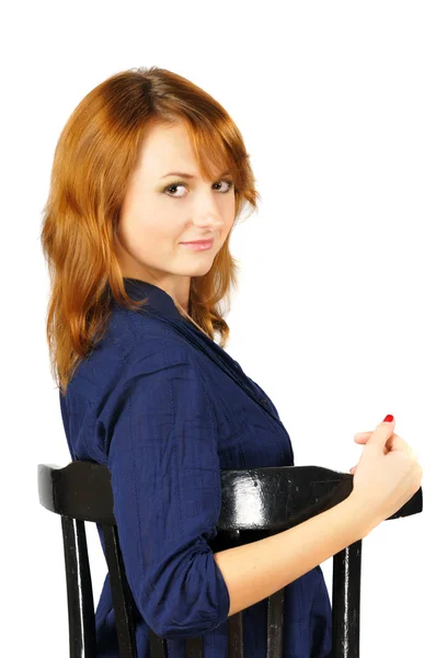 Portret piękny siedzący uśmiechający się brown-eyed Girl — Zdjęcie stockowe