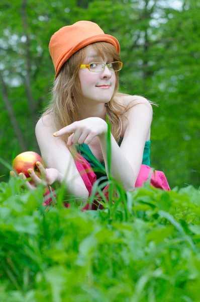 Nice girl in bonnet — Stock Photo, Image