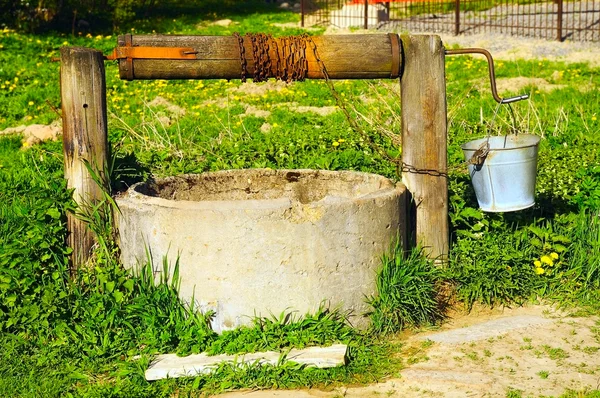 Village well in summer — Stock Photo, Image