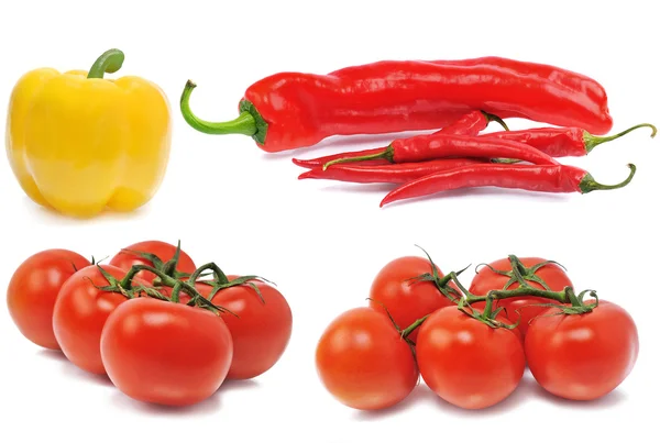 Paradicsom, sárga és piros hot chili paprika — Stock Fotó