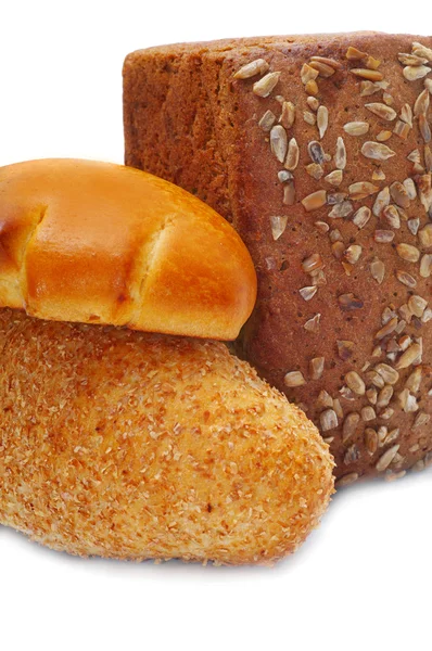 Три румяных буханки хлеба — стоковое фото