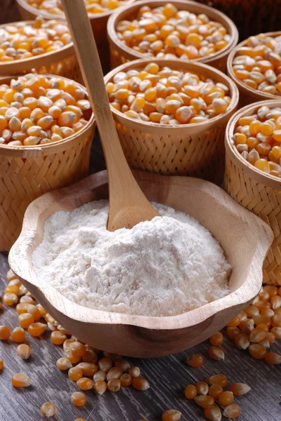 Mąka kukurydziana — Zdjęcie stockowe