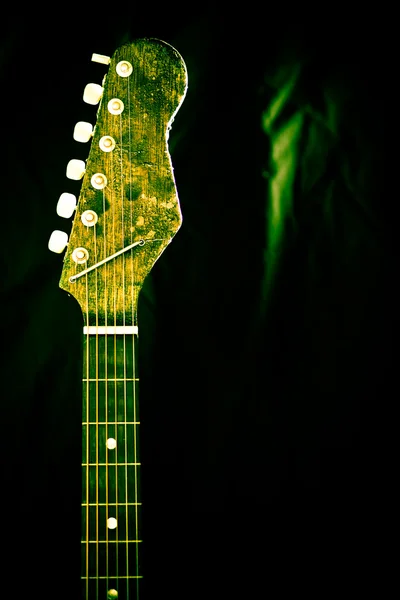 Szyi i struny gitary — Zdjęcie stockowe