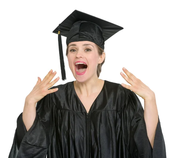 Kobieta studenta nie wierzą w jej ukończeniu na białym tle — Zdjęcie stockowe