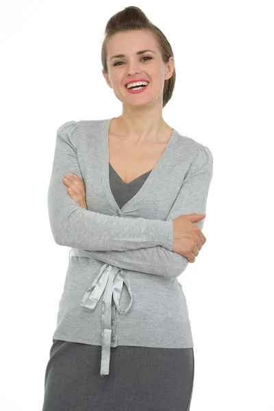 Portret van Glimlachende zakenvrouw met gekruiste armen — Stockfoto