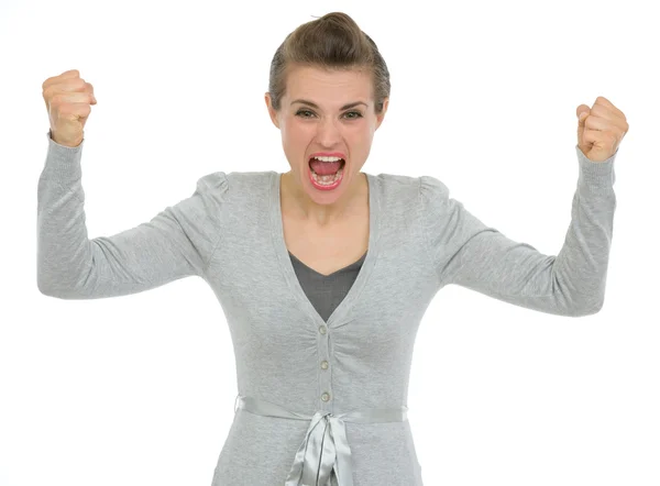 Mulher de negócios irritada gritando na câmera — Fotografia de Stock