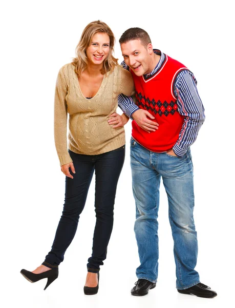 Усміхнена вагітна жінка з чоловіком — стокове фото