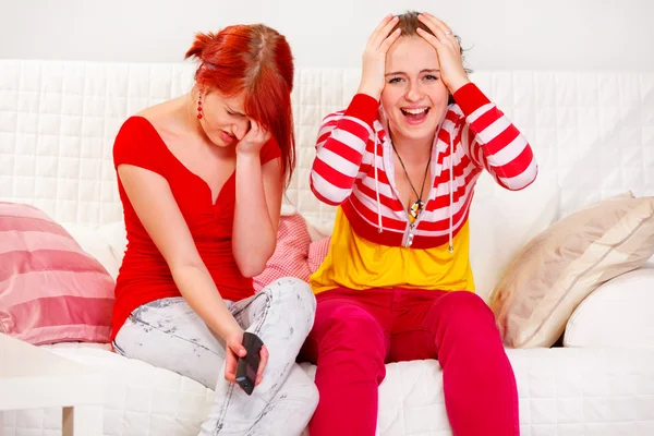Girlfriends upset by TV program — Stock Photo, Image