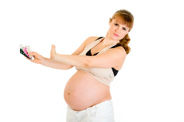 Mulher grávida dizendo não aos comprimidos . — Fotografia de Stock
