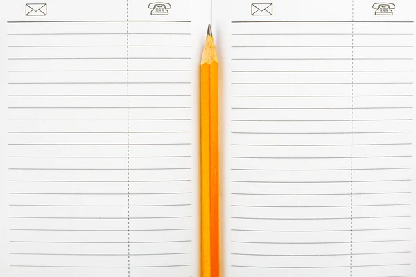 Dagboek en potlood — Stockfoto