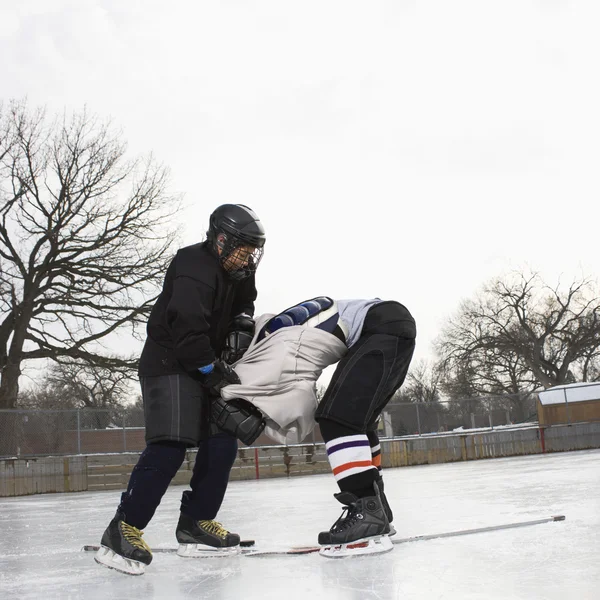 Ice hockey roughing. — Stock Photo, Image