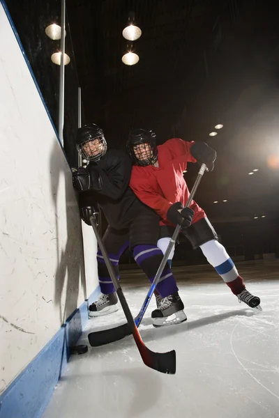 Hockey spielende Frauen. — Stockfoto