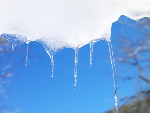 Icicles Against Blue Sky — Stock Photo, Image