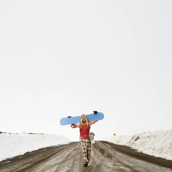 Mulher snowboarder . — Fotografia de Stock