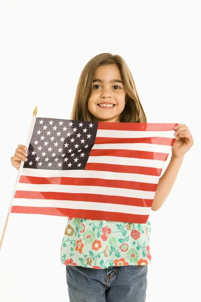 Kız holding Amerikan bayrağı. — Stok fotoğraf