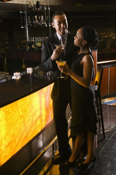 Pareja en el bar . — Foto de Stock