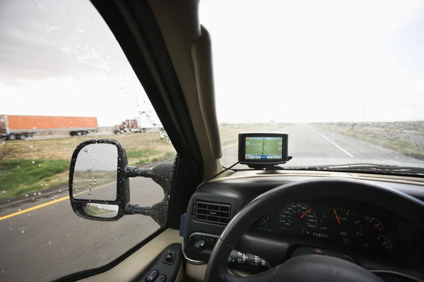 Tableau de bord et vue sur l'autoroute . — Photo