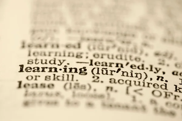Aprendizagem no dicionário . — Fotografia de Stock