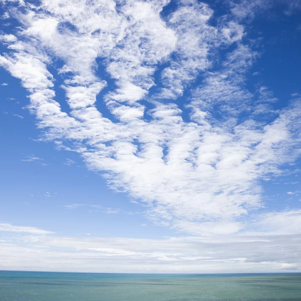 青空と雲. — ストック写真