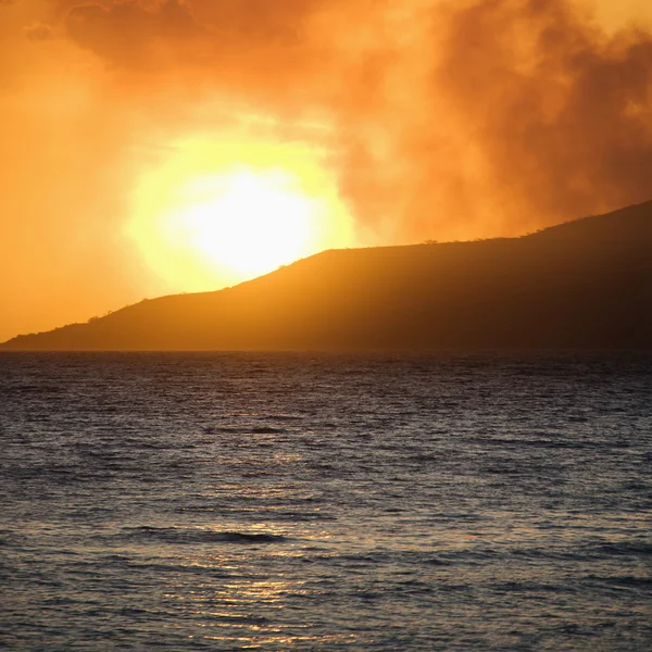 マウイ島の夕日. — ストック写真