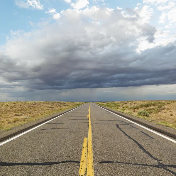 Två lane highway. — Stockfoto