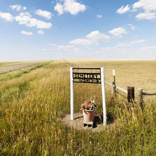 Panneau cimetière rural . — Photo