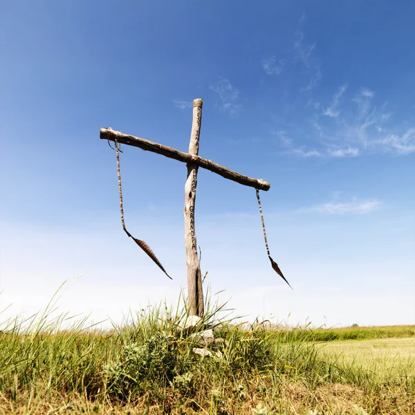 Burial site in field. — Stock Photo, Image