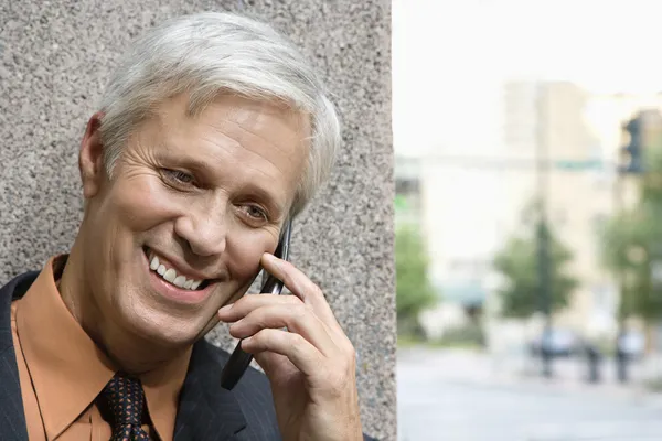 Businessman on cell phone. — Stock Photo, Image