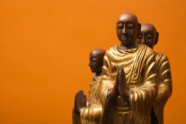 Statue meditanti . — Foto Stock