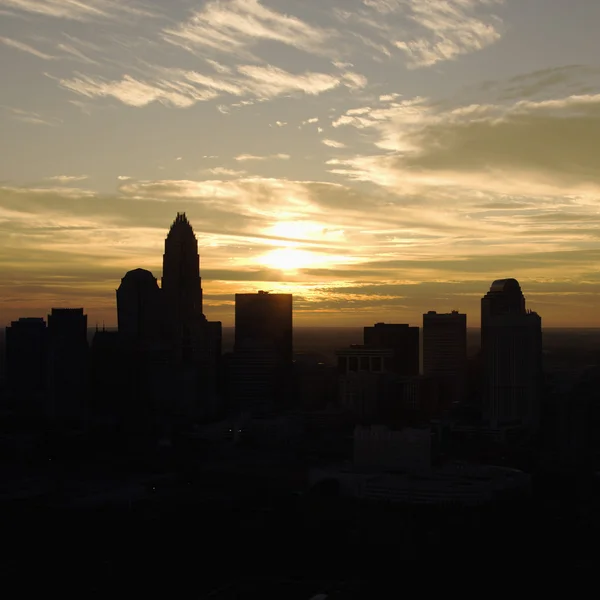 Pôr do sol em Charlotte, NC . — Fotografia de Stock