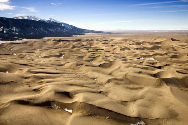 Deserto e montanhas — Fotografia de Stock