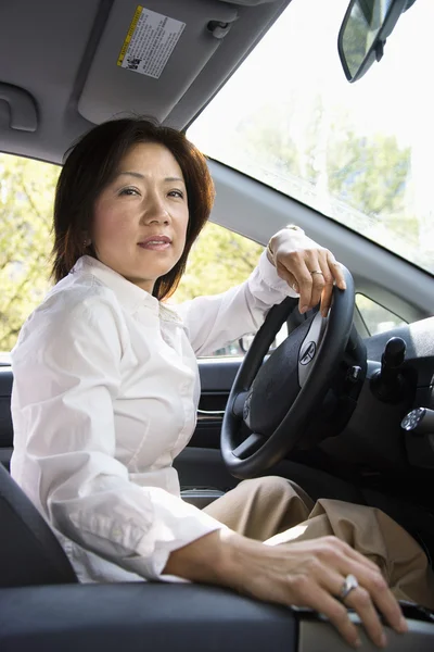 Vrouwelijke bestuurder — Stockfoto