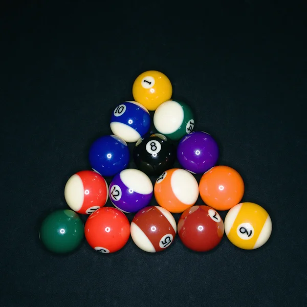 三角形のプールのボール — ストック写真