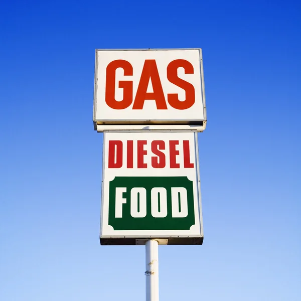 Señal de comida diesel de gas . —  Fotos de Stock