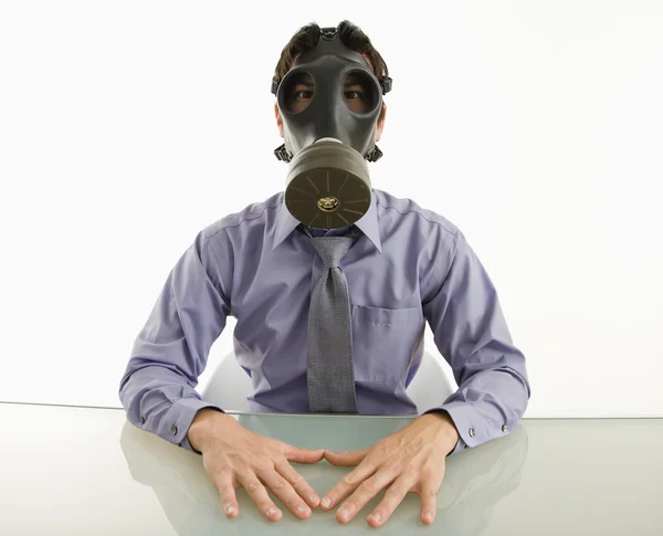 Άνθρωπος φορώντας μάσκα αερίων. — Φωτογραφία Αρχείου