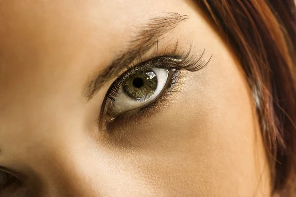 Женский глаз . — стоковое фото