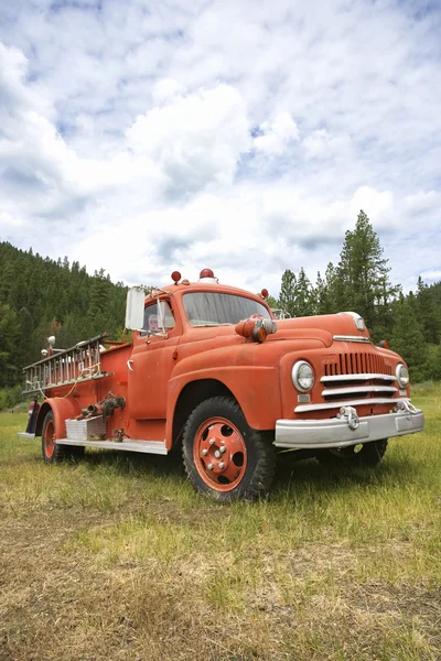 Altes Feuerwehrauto. — Stockfoto