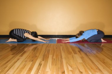 kadınlar yoga pose