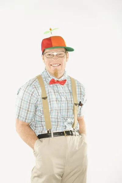 Muž, oblečený jako geek. — Stock fotografie