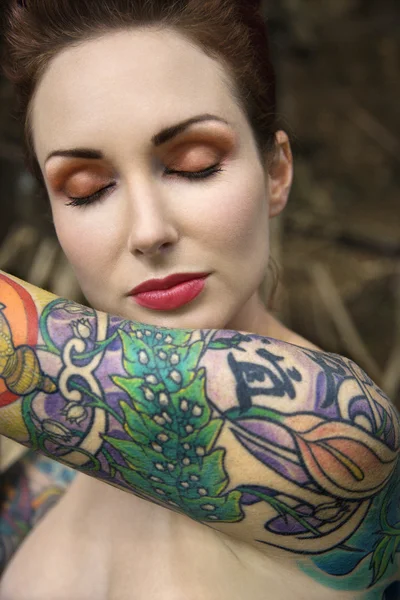 Nude tattooed woman. — Stock Photo, Image